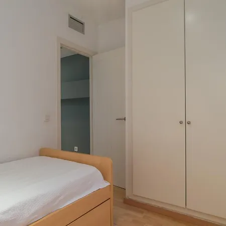 Costabravaforrent Pedro *
